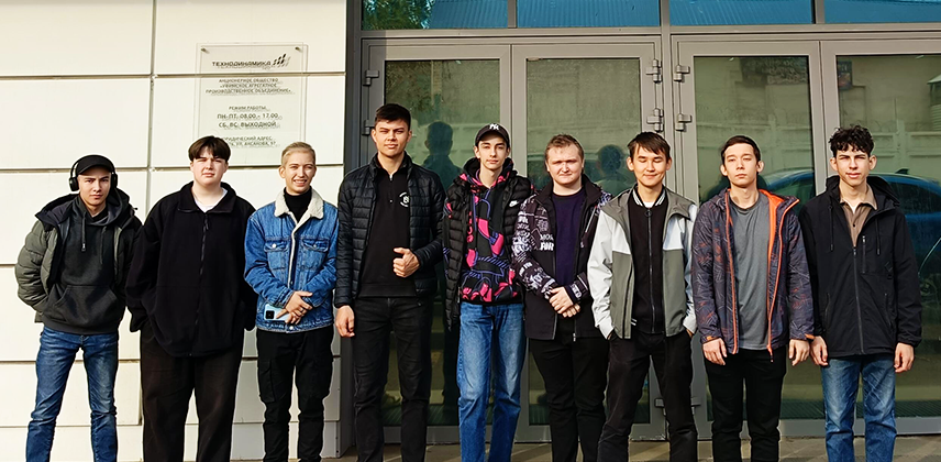 Экскурсия на УАПО 