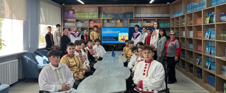 День национального костюма