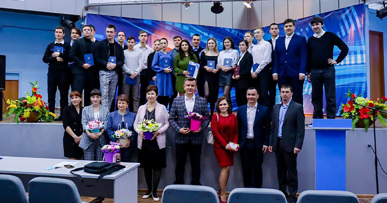 Выпуск специалистов отрасли связи и телекоммуникаций