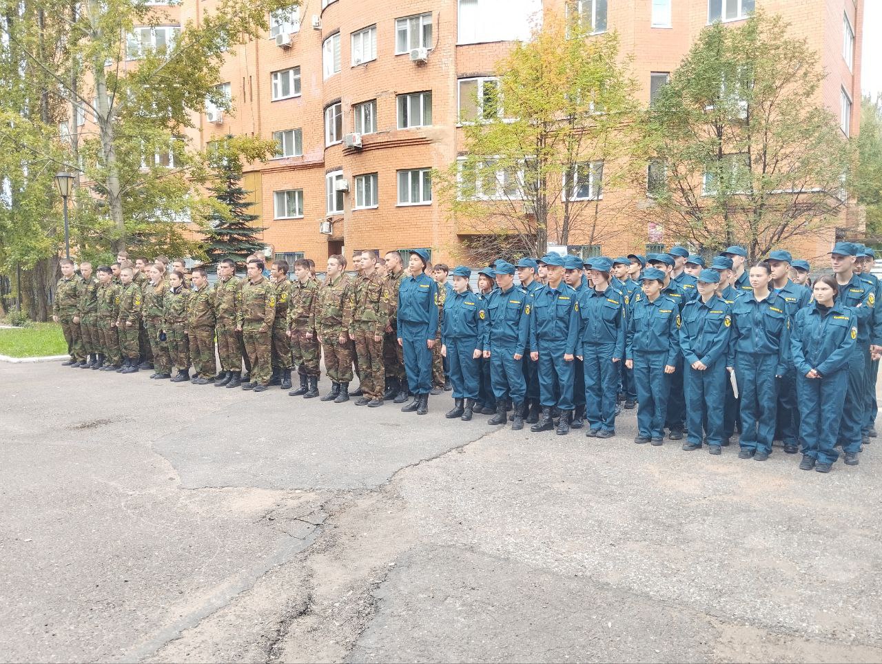 Построение студентов  специальности «Пожарная безопасность»