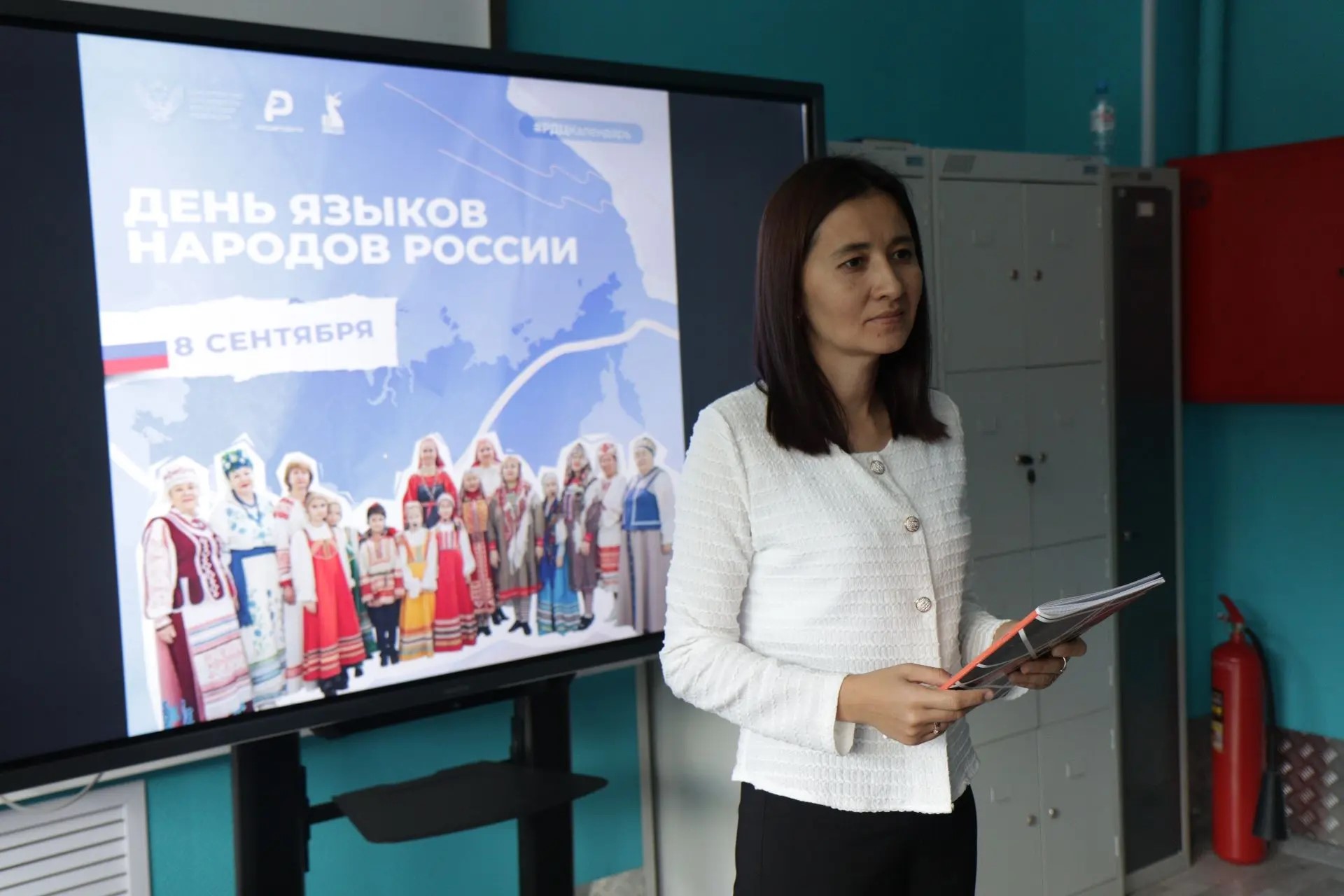 Говорим на языках единства: в колледже прошли уроки ко Дню языков народов России