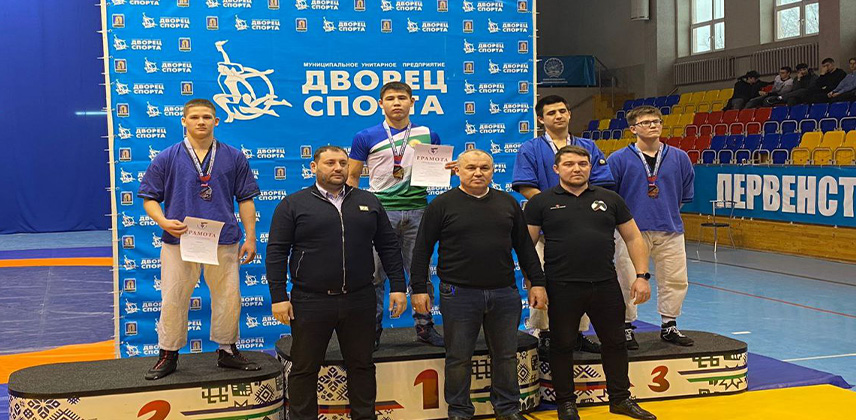 Соревнования по борьбе на поясах 