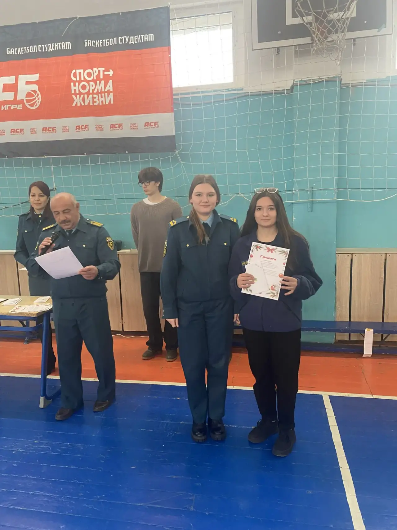 Новогодний смотр-конкурс
