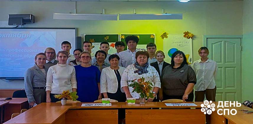 Круглый стол с ветеранами педагогического труда