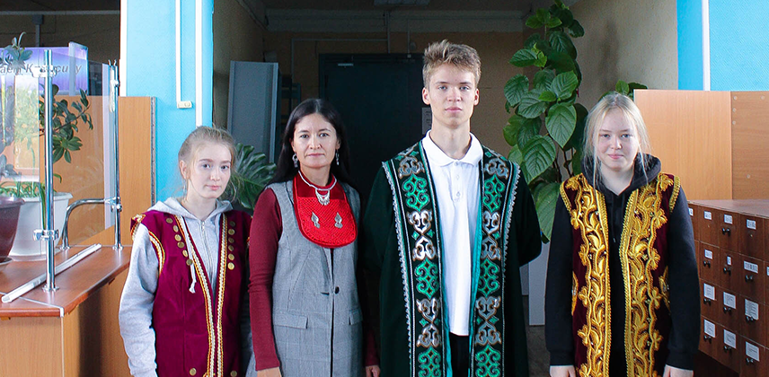День национального костюма